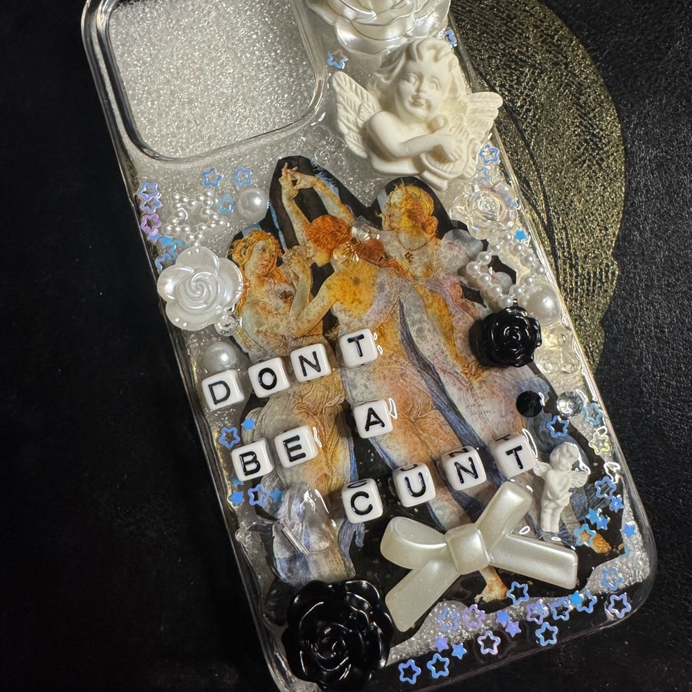 Junked iPhone 15pro Case